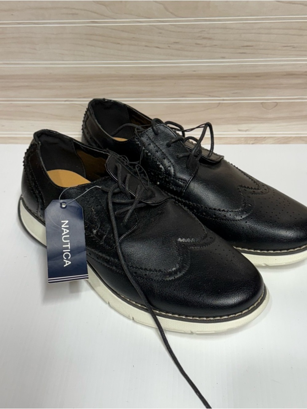 Nautica Black Leather Men's Lace-Up Shoe with Tan Insole - Picture 2 of 4